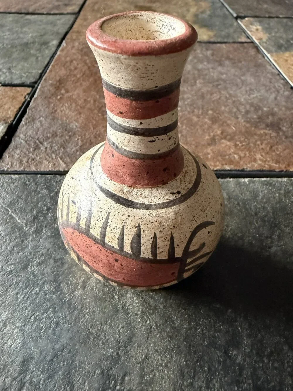 Vintage Hand-Painted Panama pottery mini bud vase 3.5” – terracotta folk art
